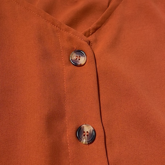 Amazon Button-up Tank Top - Picture 6 of 7